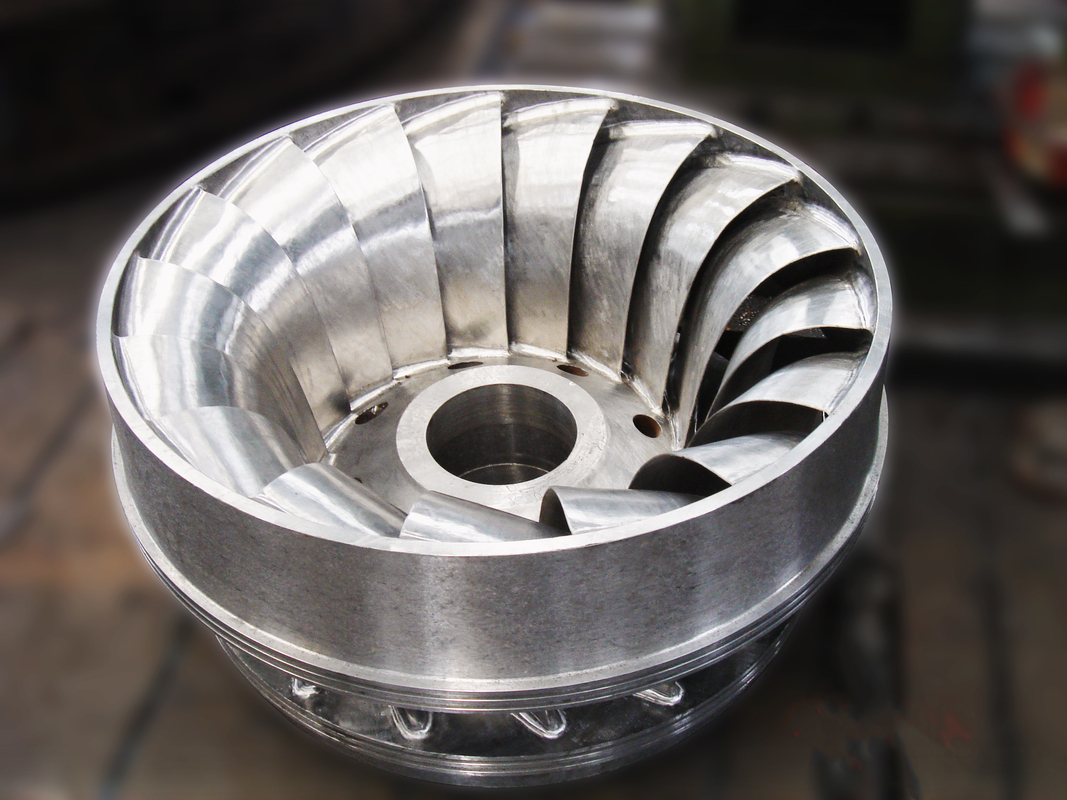 300КВт-20МВт номинальная мощность генератор Francis Hydro Turbine с номинальной скоростью 450-1000RPM