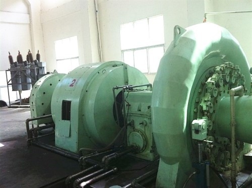 450-2000RPM Номинальная скорость генератора гидротурбин Francis Вертикальный или горизонтальный режим установки