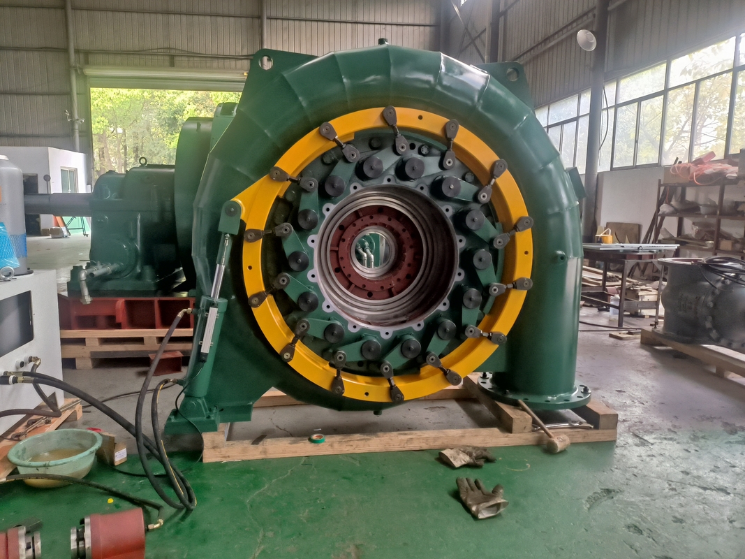 Более 30 лет Жизненное время и диапазон скорости 150RPM-1000RPM Водяной турбинный генератор для промышленной