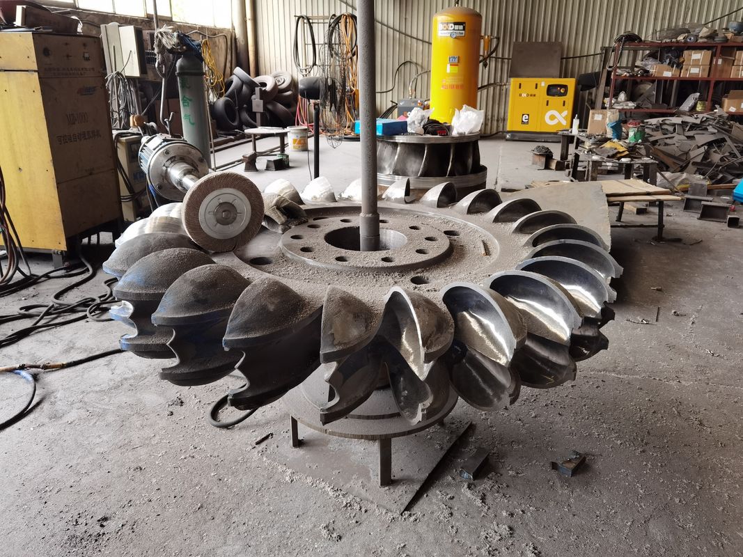 Широко доступный гидротурбинный генератор с эффективностью 90-96% для индивидуальных решений