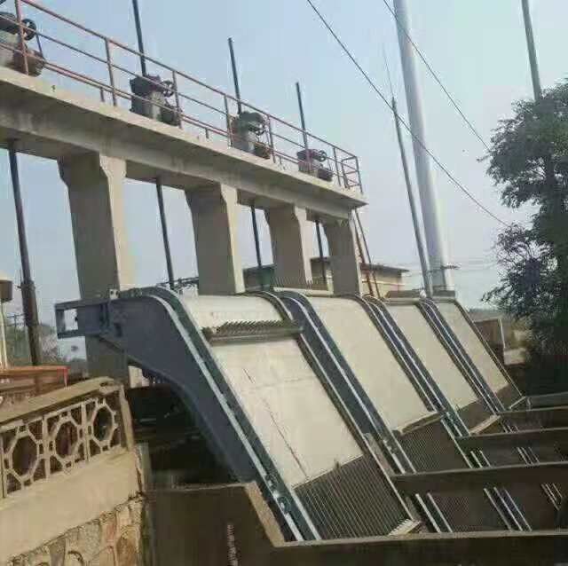 OEM-машина для очистки мусорохранилищ толщиной от 4,5 до 16 мм и интервалом сетки от 0,39 до 15 мм для обслуживания водозабора