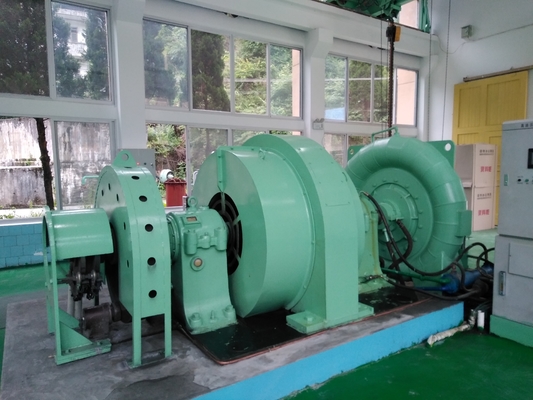 Эффективность Фрэнсиса Гидравлический турбинный генератор 450-1000RPM 400V-10kV 20m-300M Водяная головка
